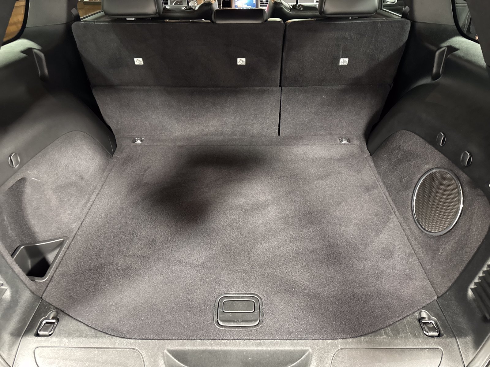 Used 2018 Jeep Grand Cherokee Altitude AWD/4WD image 22
