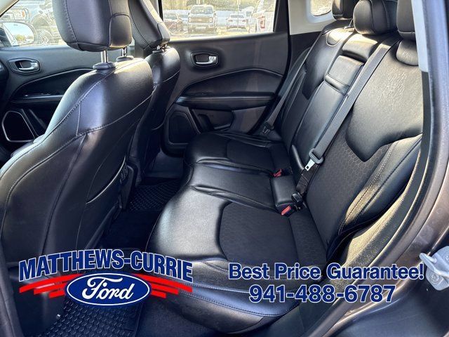 Used 2018 Jeep Compass Latitude w/ Popular Equipment Group AWD/4WD image 12