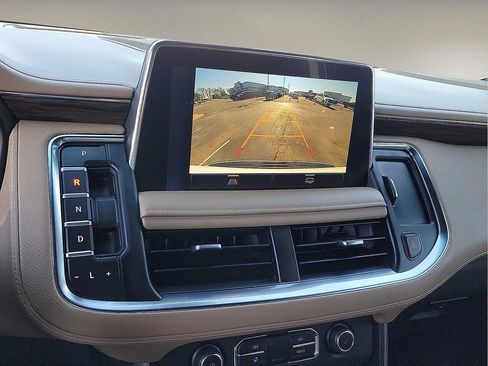 Used 2023 Chevrolet Tahoe Premier image 17