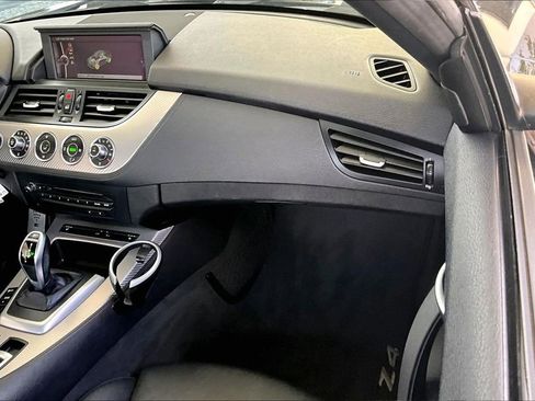 Used 2011 BMW Z4 sDrive35is RWD image 21
