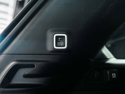 Used 2023 Jeep Grand Cherokee Altitude AWD/4WD image 39