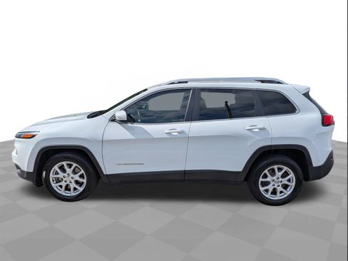 Used 2015 Jeep Cherokee Latitude FWD image 7