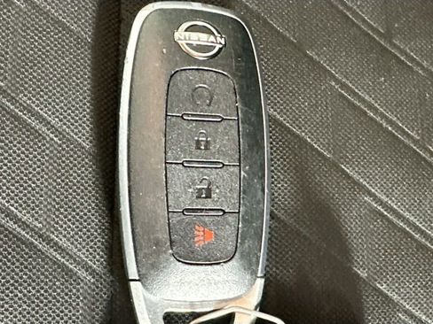 Used 2024 Nissan Kicks SV FWD image 16