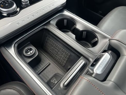 Certified 2025 Ford Expedition Max Active image 25