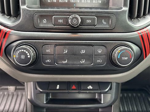 Used 2018 Chevrolet Colorado 2WD Extended Cab image 17