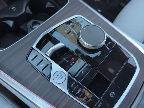 Used 2026 BMW X5 sDrive40i w/ M Sport Package RWD image 21