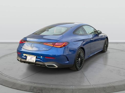 Used 2024 Mercedes-Benz CLE 450 4MATIC Coupe image 5