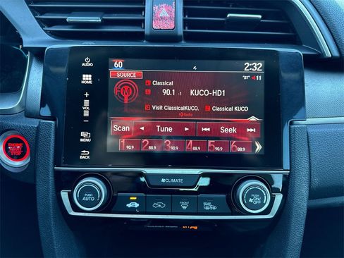 Used 2018 Honda Civic EX image 16