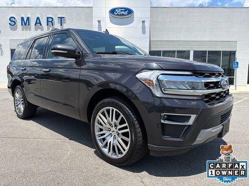 Used 2024 Ford Expedition Limited AWD/4WD image 1