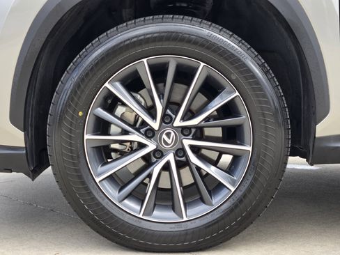 Certified 2025 Lexus NX 250 FWD w/ Towing Package (2000 Lbs) image 14
