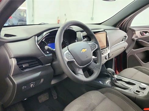 Used 2023 Chevrolet Traverse LT FWD image 22