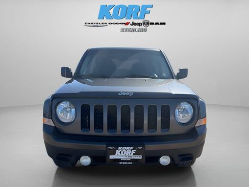 Used 2015 Jeep Patriot Latitude image 2