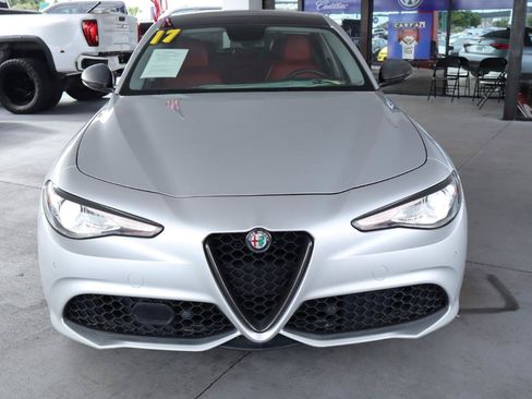 Used 2017 Alfa Romeo Giulia Ti w/ TI 19" Sport Package AWD/4WD image 13