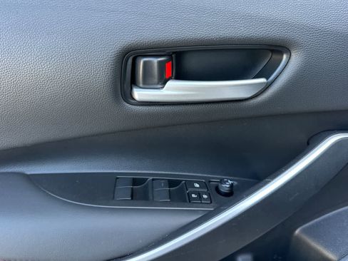 Used 2024 Toyota Corolla SE w/ SE Package image 13