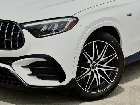 New 2026 Mercedes-Benz GLC 43 AMG 4MATIC image 4