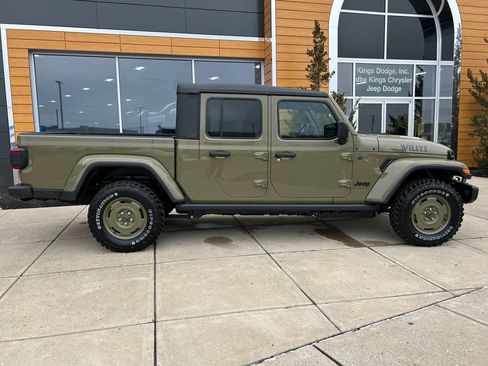 New 2026 Jeep Gladiator Sport image 8