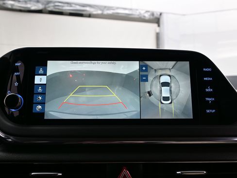 Used 2020 Hyundai Sonata Limited image 18