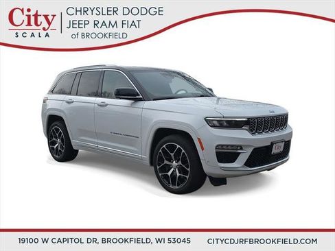 Certified 2022 Jeep Grand Cherokee Summit image 1