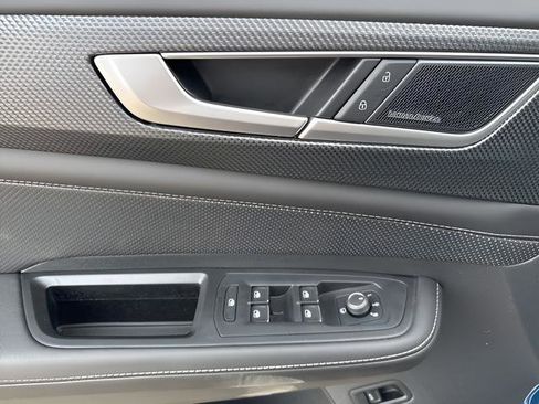 New 2025 Volkswagen Atlas Cross Sport SEL Premium R-Line image 7