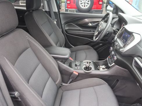 Used 2022 GMC Terrain SLE w/ Driver Convenience Package image 23