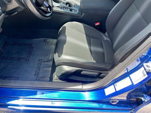 Used 2023 Honda Civic Sport image 18