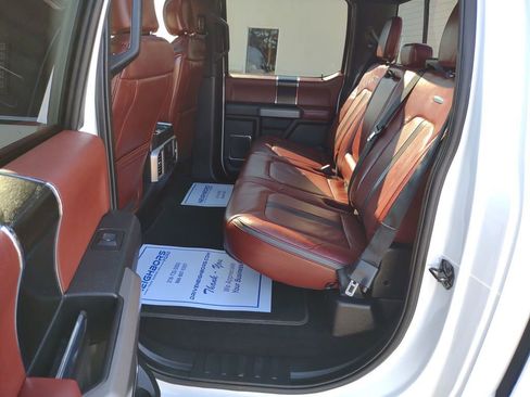 Used 2020 Ford F150 Platinum w/ Equipment Group 701A Luxury image 31