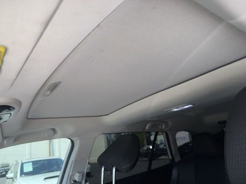 Used 2024 Subaru Outback Premium image 11