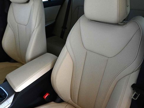 Used 2026 BMW 330i Sedan w/ M Sport Package RWD image 16