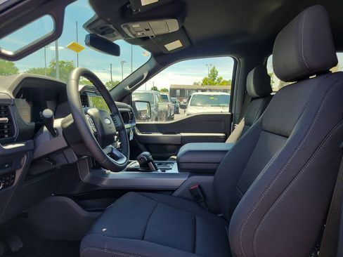New 2026 Ford F150 XLT w/ Equipment Group 302A MID AWD/4WD image 17
