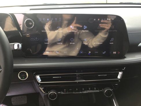 New 2026 Chevrolet Traverse LT w/ Driver Confidence Package image 40