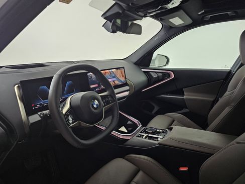 Used 2025 BMW X3 xDrive30i image 7