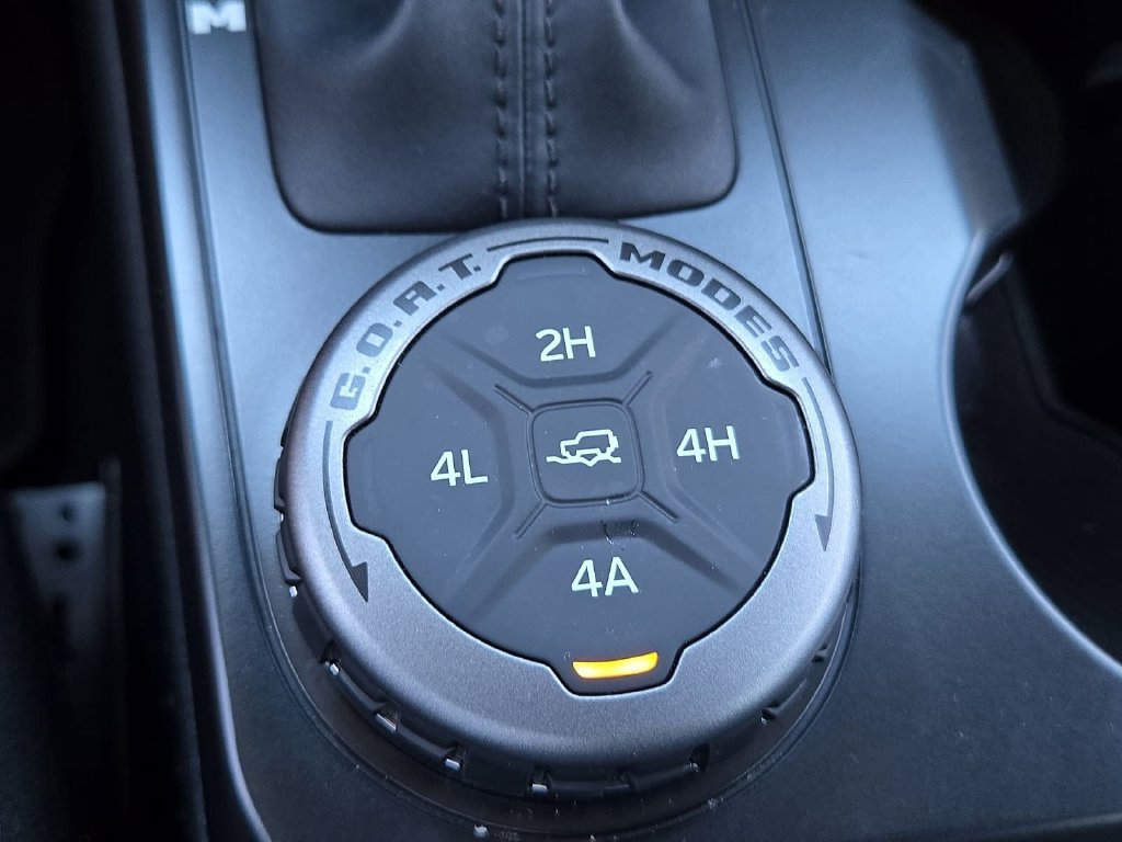 Used 2025 Ford Bronco Badlands AWD/4WD image 18