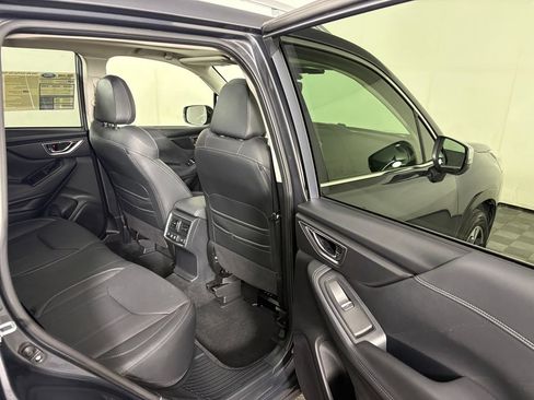 Used 2024 Subaru Forester Touring AWD/4WD image 34
