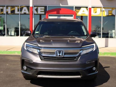 Used 2020 Honda Pilot Touring image 2
