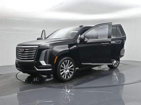 Used 2026 Cadillac Escalade Platinum Luxury image 35