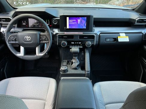 New 2026 Toyota 4Runner SR5 image 13