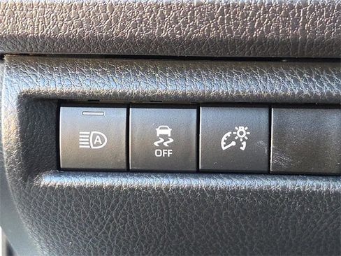 Used 2025 Toyota Camry LE image 25