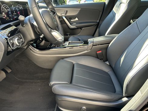 Certified 2025 Mercedes-Benz CLA 250 image 18