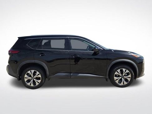 Used 2021 Nissan Rogue SV w/ Premium Package FWD image 18