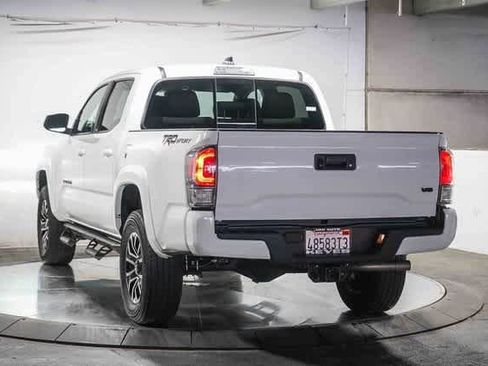 Certified 2023 Toyota Tacoma TRD Sport image 10