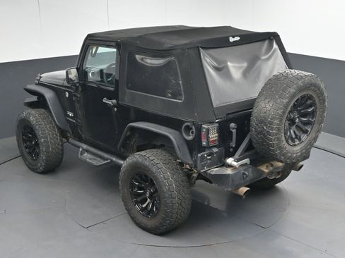 Used 2017 Jeep Wrangler Sahara w/ Trailer Tow Group image 33