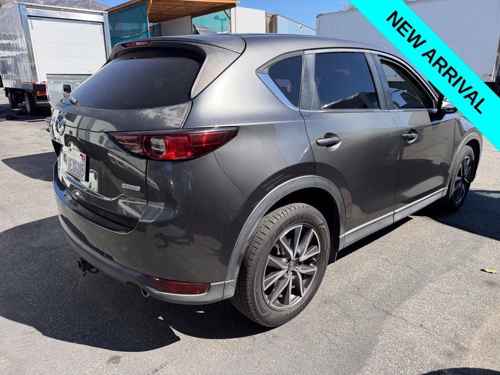 Used 2018 MAZDA CX-5 Touring AWD/4WD image 3