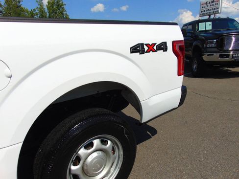 Used 2017 Ford F150 XL w/ Equipment Group 101A Mid AWD/4WD image 24