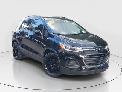 Used 2022 Chevrolet Trax LT w/ Midnight Edition