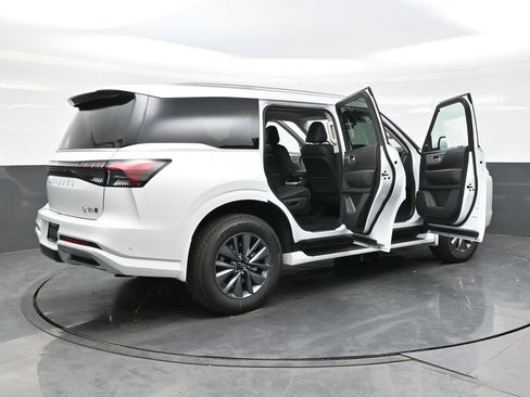 Used 2026 INFINITI QX80 Pure w/ Cargo Package AWD/4WD image 44
