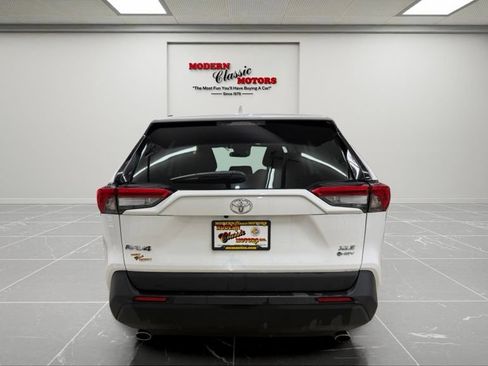 Used 2025 Toyota RAV4 XLE AWD/4WD image 6