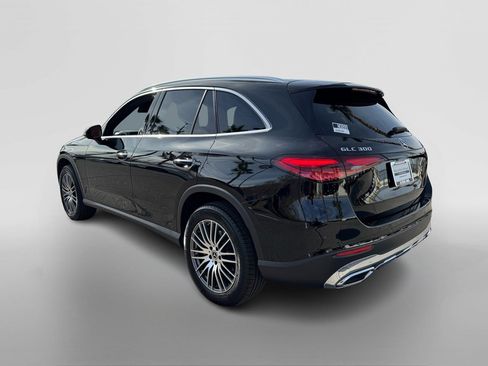 Certified 2025 Mercedes-Benz GLC 300 GLC 300 image 3