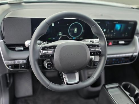 Certified 2025 Hyundai Ioniq 5 SEL image 20
