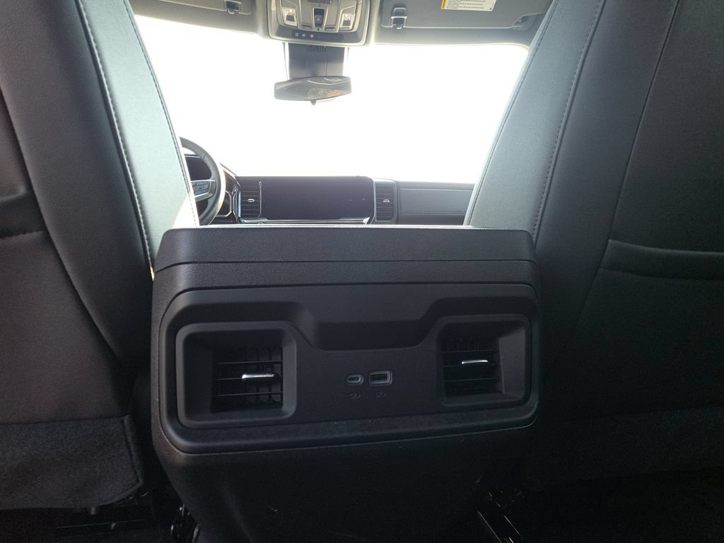 Used 2025 Chevrolet Silverado 1500 LT Trail Boss w/ Convenience Package II AWD/4WD image 30