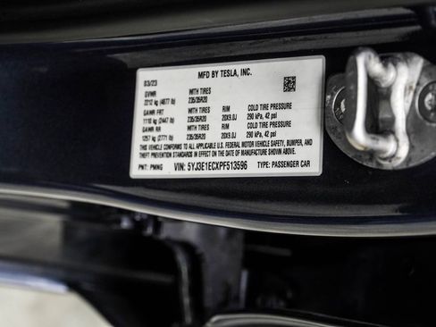 Used 2023 Tesla Model 3 Performance AWD/4WD image 32